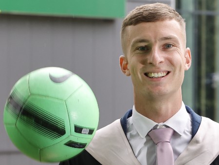 Graduate who captained #UofStirling football side to historic <a href="/ScottishCup/">Scottish Gas Scottish Cup</a> run sets new goal with <a href="/StenhousemuirFC/">Stenhousemuir FC</a>. More here 👉 fal.cn/3ztjB