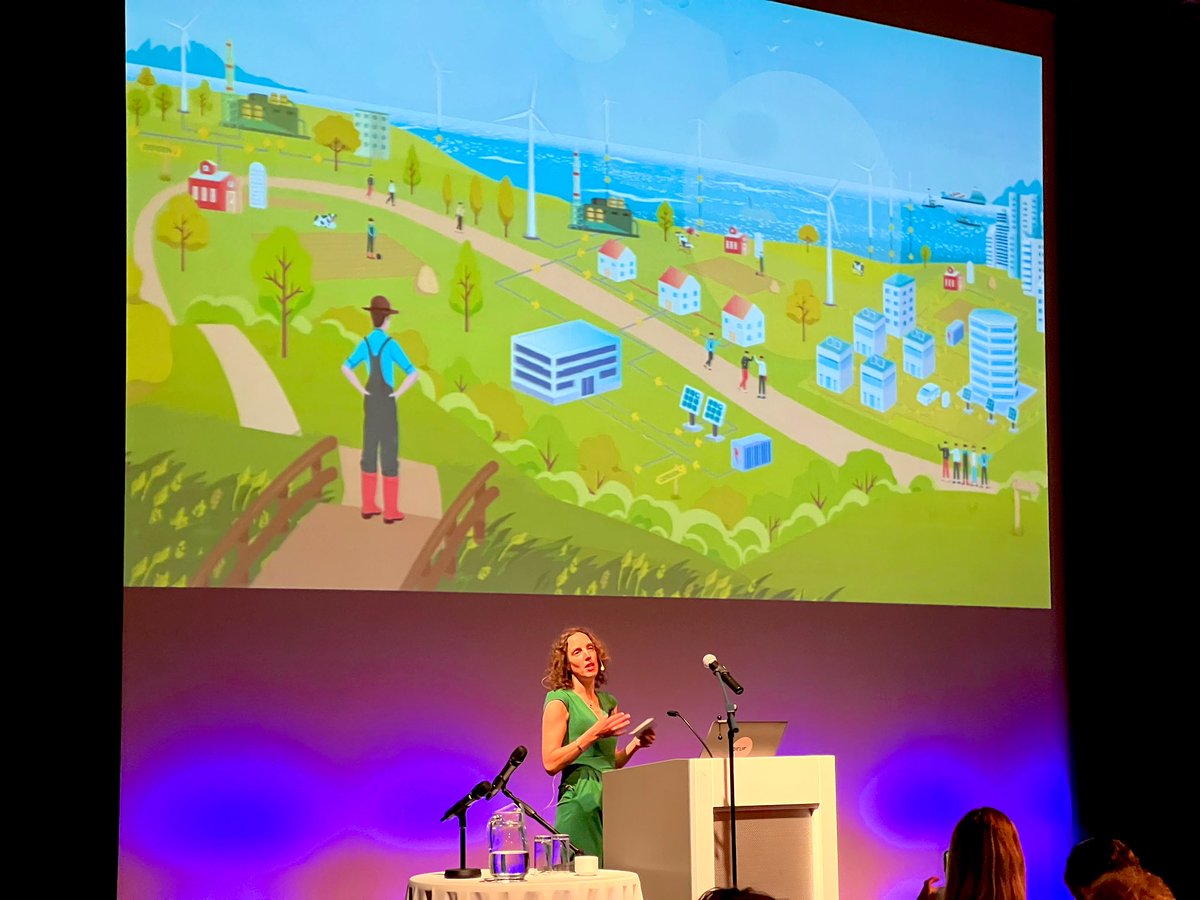 A_Regio's tweet photo. De stakeholderconferentie over de #energietransitie is begonnen. Met ondernemers, bestuurders, stakeholders en ambtenaren uit de @A_Regio en @RegioFoodValley luisteren we naar inspirerende sprekers en wisselen we kennis uit. #RES https://t.co/K0G2ojBhH8