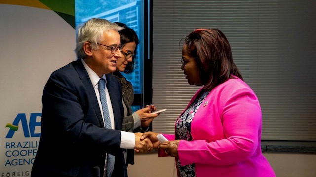 UEnoBrasil's tweet photo. A @uenobrasil participou ontem na cerimônia de abertura do projeto “Digitalização da Educação Técnica e Profissional”. https://t.co/xZZZkrUyZ0