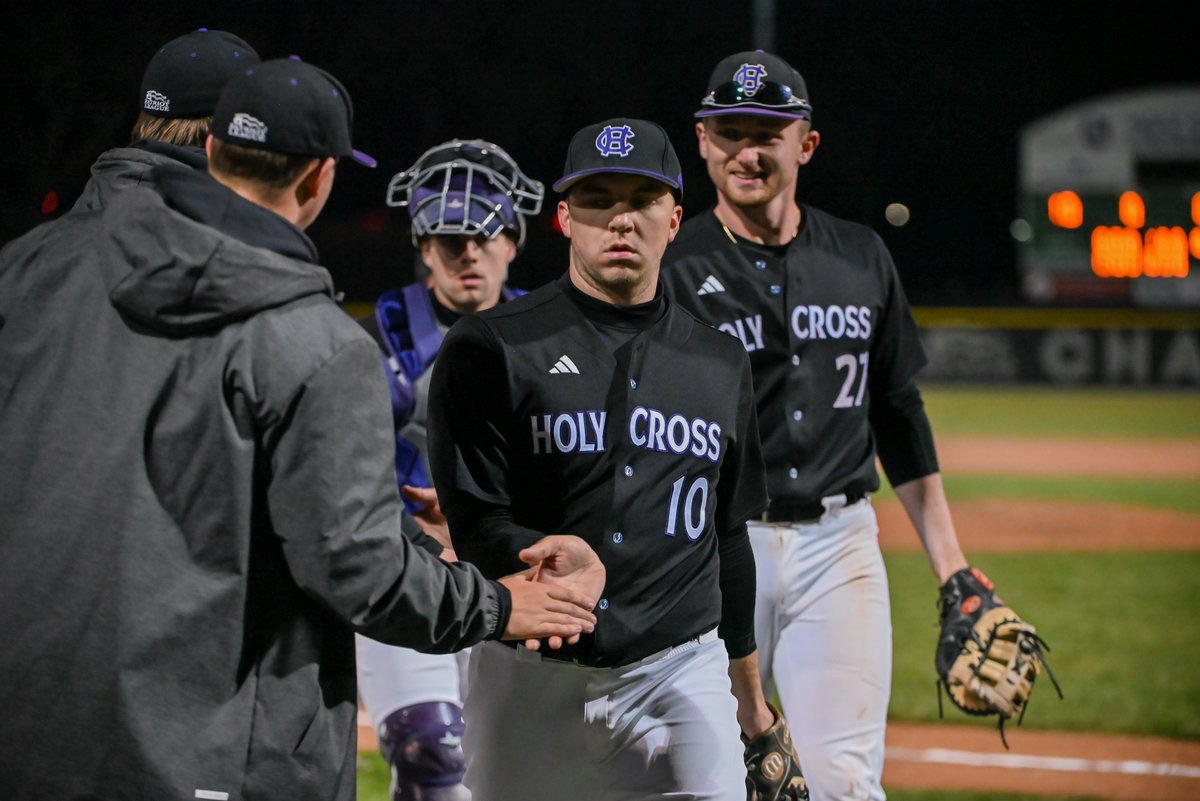 HCrossBaseball's tweet photo. We named 18 student-athletes to this year's Patriot League Academic Honor Roll! 

Ben Talbot earned the honor for the fourth straight season, while Jack Ambrosino and Patrick Casserly became three-time selections.

https://t.co/0O6miXPGGu

#GoCrossGo https://t.co/dREhvDD59W