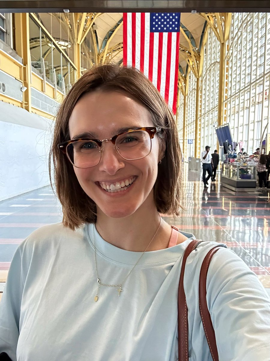 Thanks for a great conference <a href="/ASE360/">American Society of Echocardiography</a>! 🇺🇸

❤️Proud to present &amp; rep #ArrhythmiaResearchGroup #EPeeps 
<a href="/StBernards/">St. Bernards Healthcare</a> <a href="/Drdevignair/">Dr. Devi G Nair</a> <a href="/ArunUMahtani/">Arun Umesh Mahtani</a> <a href="/DrBrider/">Jamarcus Brider, DO</a> <a href="/bkdoty/">Brandon Doty</a> <a href="/KirollosGabrah/">Kirollos Gabrah</a> <a href="/sabeedak1/">Sabeeda Kadavath</a>! 🎙️⚡️

🤍Was great catching up with fam from <a href="/ACCinTouch/">American College of Cardiology</a> #ACCIMProgram #WomensCohort 👩