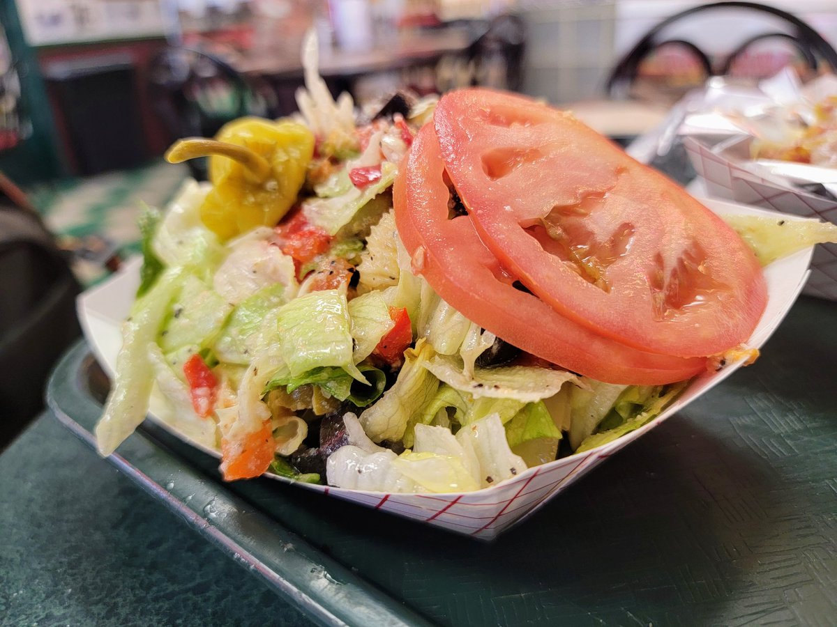 Who else loves the #sidesalad at #JoeFassis?