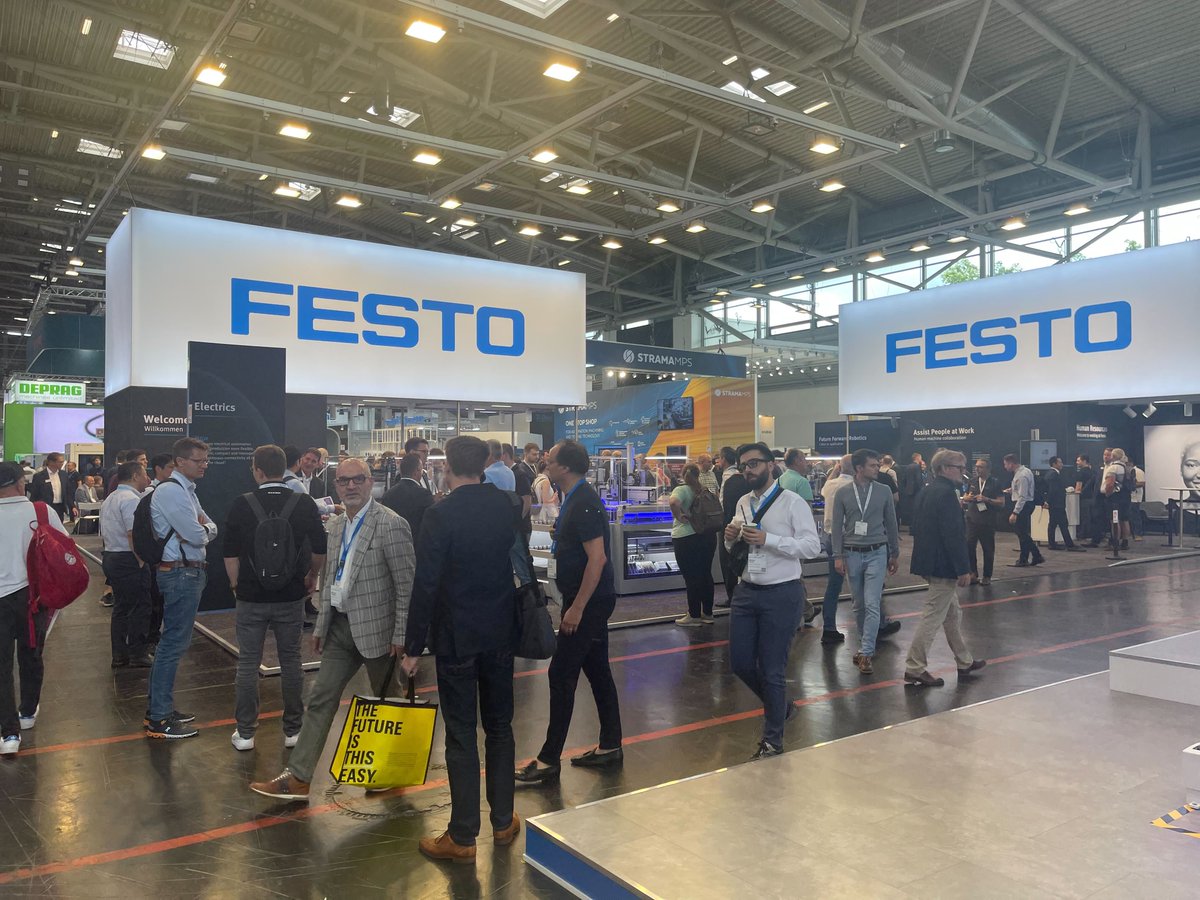 MassRobotics's tweet image. We are @automaticafair! It&apos;s great to see our residents and partners🤖🌟 @festo_global @harmonicdrive @realtime_i @maxongroupus #Robotics #Automatica