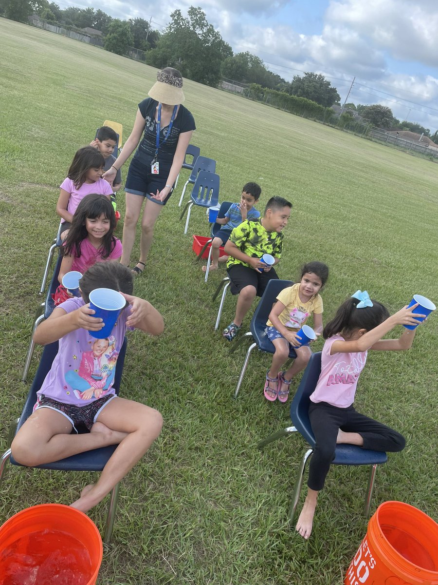 Our 1st and 5th graders at Conley Summer Camp enjoying Water Day! @AldineRUSH @ConleyES_AISD @KujawaES_AISD @Carmichael_AISD #SummerRUSH!