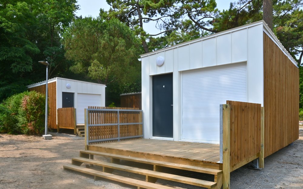 Podeliha_AL's tweet photo. | 𝗜𝗻𝗮𝘂𝗴𝘂𝗿𝗮𝘁𝗶𝗼𝗻 🏡 |
Hier était inauguré le 2e projet #Habiflex ! Après #Chanverrie c'est au tour de @VilleLaBaule de faire confiance à Podeliha pour loger les salariés.
@franck_louvrier @SasLeco @loireatlantique @ActionLogement
📝 En savoir + 👉https://t.co/knkI7BkphR https://t.co/i69LOBbZbl