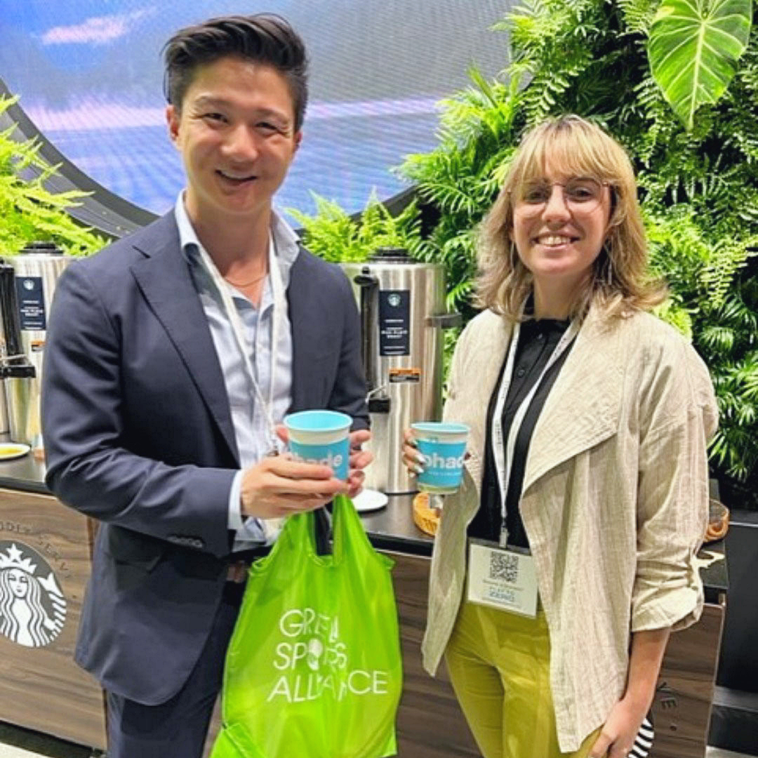 phadeStraws's tweet photo. Day 2 of the @sportsalliance Summit at @ClimateArena in Seattle. People love the newest member of the phade products phamily, our new hot beverage cups! They're a game changer. #phadecups #blueisthenewgreen #gsasummit https://t.co/HaizJNoG3S