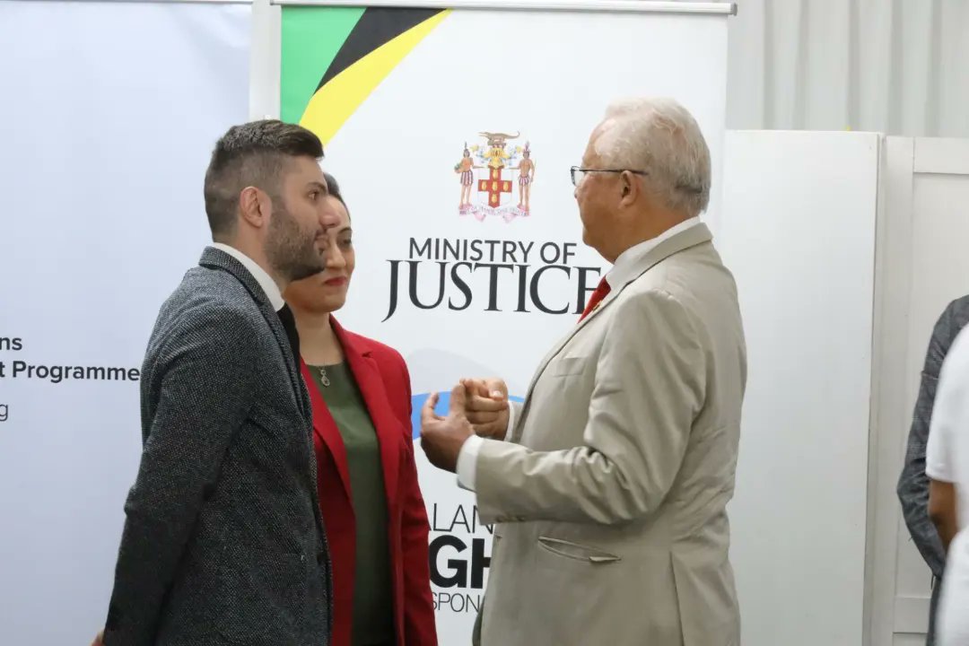 Delroychuckjm's tweet image. Exchange Partnership:
A delegation from #Rwanda now in Jamaica to conduct needs assessment for electronic case management system
#FirstClassJusticeSystem:
 @jamjudiciary. 
@mojofficialjm @UNDPJamaica @CanadaDev @Rwanda_Justice  @UNDP_Rwanda @RIB_Rw