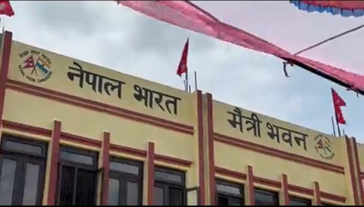 #IndiaNepal: Partners in #Development
 On 26th June 2023, PM of #Nepal Rt. Hon’ble Pushpa Kamal Dahal ‘Prachanda’ inaugurated Adarsha Multiple Campus, Dhading, built with Indian grant of NRs.41.20 million under 🇮🇳🇳🇵 #DevelopmentCooperation. 

Know More 👉🏽:shorturl.at/uwyKT