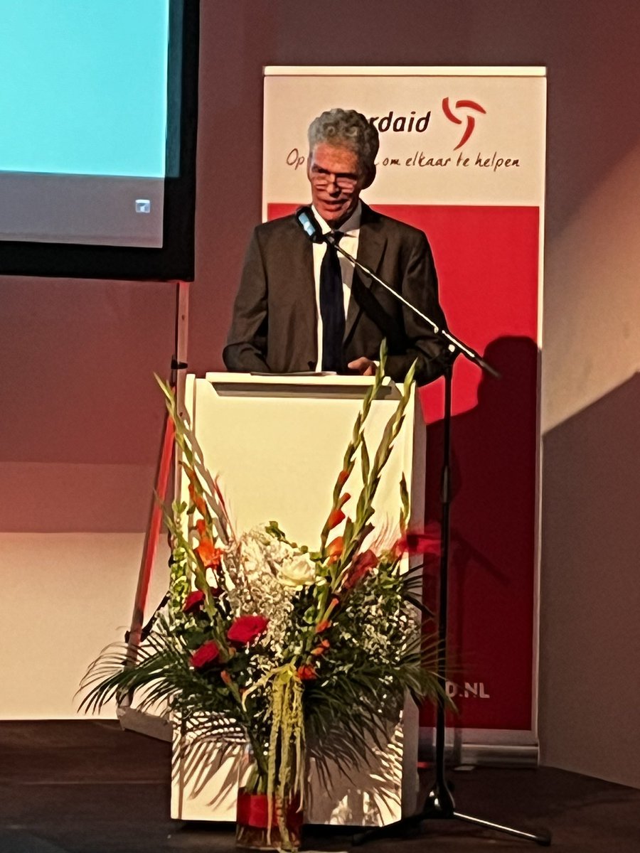 Afscheid @keeszevenbergen van <a href="/Cordaid/">Cordaid</a>. Daarmee ook afscheid van ons netwerk en bestuur. Het ga je goed Kees, dank voor alles!