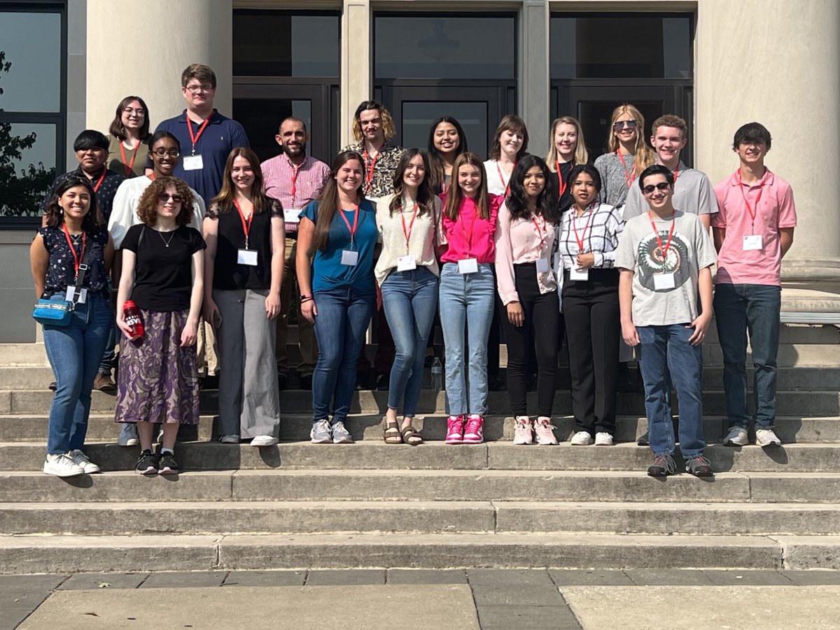 Mock trials, escape rooms, courtroom visits, and more! Earlier this month, @WKUPoliSci welcomed high school students to Cherry Hall for the Leaders in Law summer camp, a three day experience for students interested in the legal field. Learn more about the camp at…