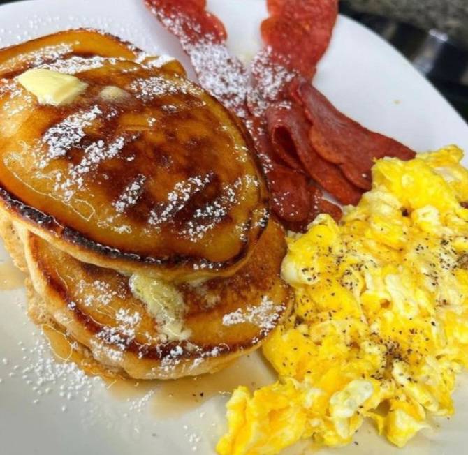Pancakes 🥞 Bacon 🥓 - Scrambled Eggs 
homecookingvsfastfood.com 
#cooking