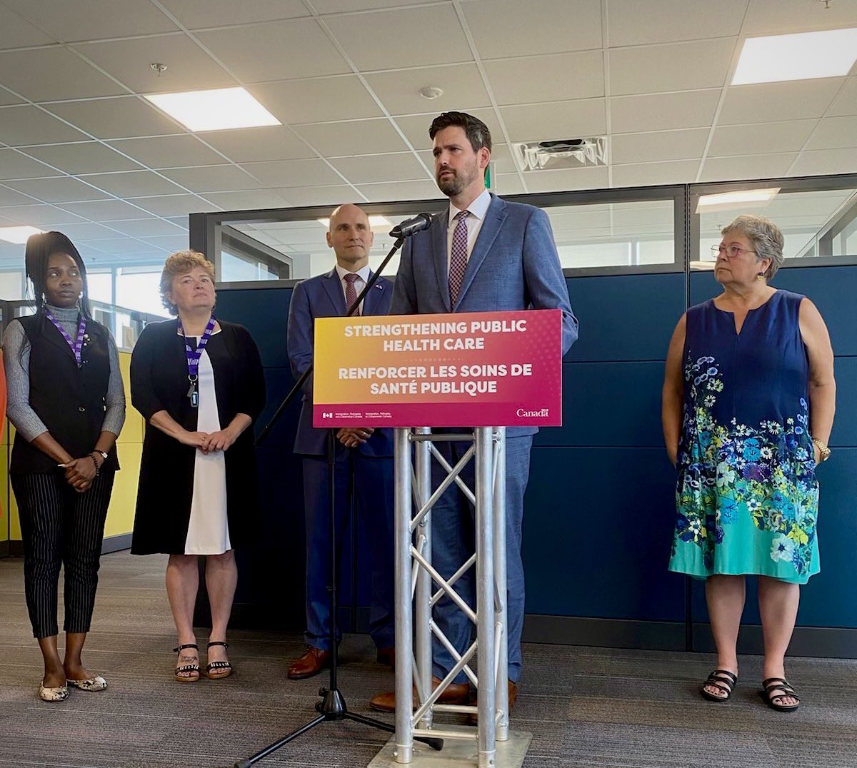 We are bringing more health care workers to Canada!

We’ve changed the approach to immigration by bringing an additional focus on certain sectors facing serious labour shortages.

The first sector to benefit from this new process is healthcare.