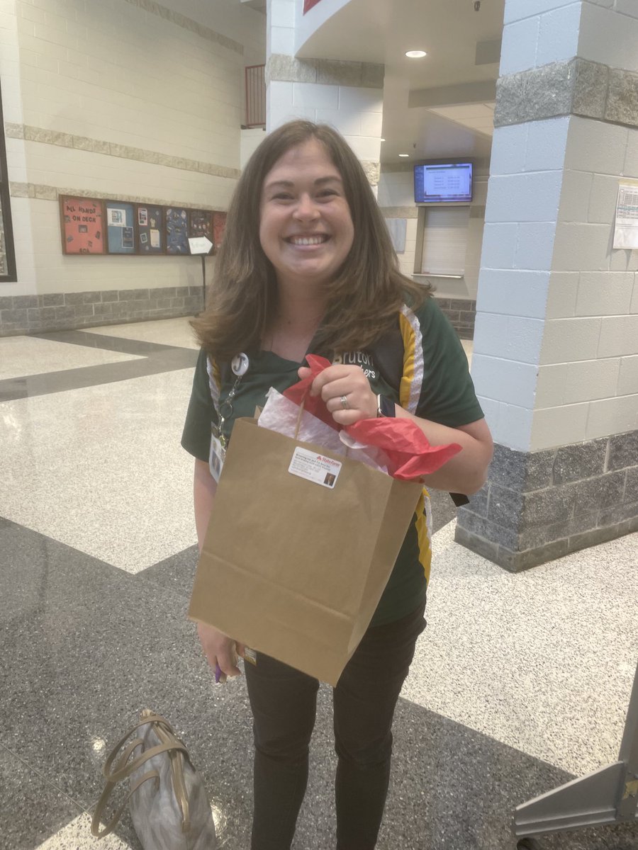 Jennifer Romanelli tweet media