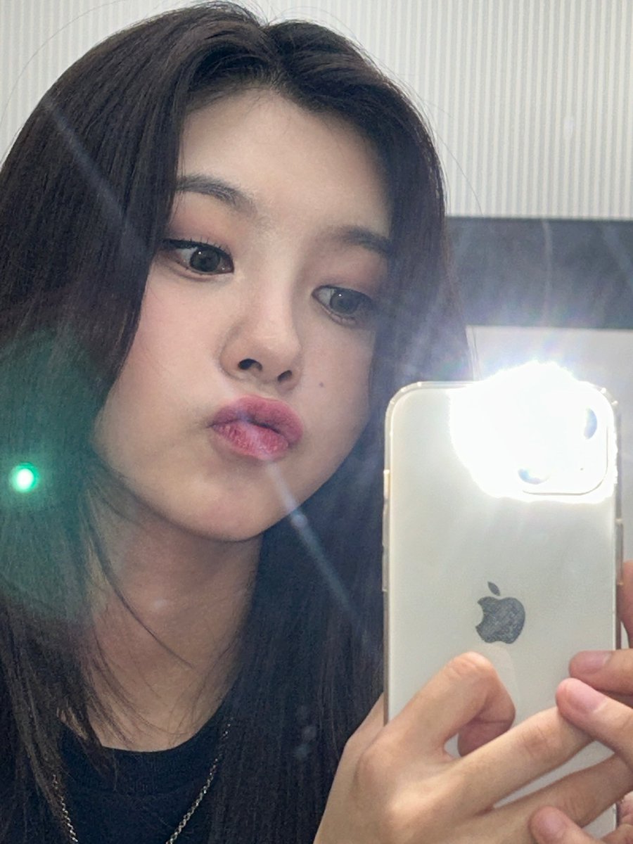 official_kep1er's tweet photo. #김다연 #DAYEON
#Kep1er #케플러 https://t.co/25xfx4gPE0