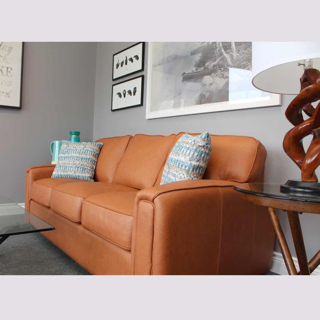 The Chicago from Legacy Leather – comfort and style all in one.
#PerthON #CarletonPlace #Ottawa #Almonte
 #Arnprior #SmithsFalls #Manotick
 #Merrickville #Stittsville #Nepean
 #Kanata #northgrenville
 #kanatadecor #stittsvilledécor
 #carletonplacehomes #ottawacustomfurniture