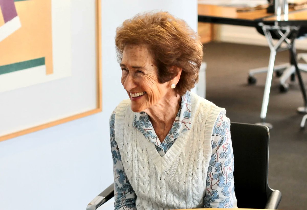 opusdei_es's tweet photo. Covadonga O'Shea fue directora de la revista de moda @telva durante casi treinta años. En esta entrevista cuenta cómo le ayudaron las enseñanzas de san Josemaría a ser una mujer pionera e influyente en el mundo de la comunicación en el siglo XX. https://t.co/X65qnFTDI9 https://t.co/DfisV5g9bx