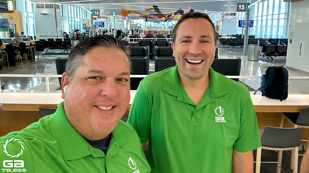 GATELESIS's tweet photo. Whether in the office or on the road, our #GATelesis Team rocks their #OCWW polos!
Visit it us: https://t.co/bss86O0nDN

#Creativity #Marketing #Branding #Culture #Teamwork #Team #TeamBuilding #Aviation https://t.co/VcPimxkjIp