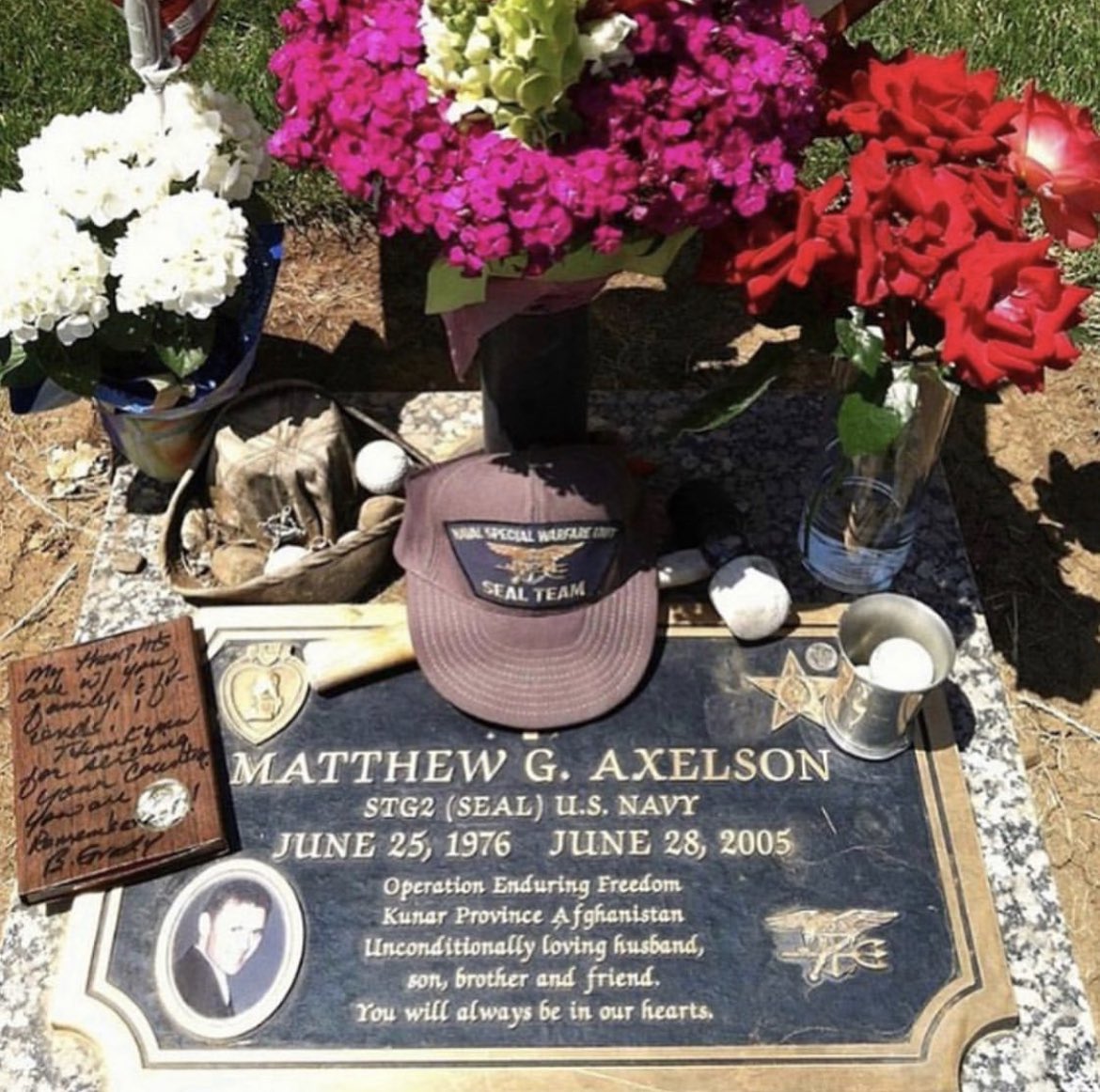op_hawkeye's tweet photo. 6.28.2005 | Petty Officer 2nd Class Matthew Axelson πΊπΈ
#OpHawkeyeRemembers #MattAxelson #SEALTeamONE #NavyCross #PurpleHeart #OperationRedWings #ORW #LLTB
π https://t.co/qrosYtNDTm
π https://t.co/JAFUBObLQ6
π https://t.co/zGnxboahGe
π₯ https://t.co/3WFWOUAlnv
(1/2) https://t.co/PIpCVDsW5e
