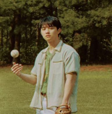وقتی با بچه فامیل چشم تو چشم میشی.
ایگور نکنید پلیز
D-11 TO EXIST 
TOGETHER WITH EXO 
#EXO_TeaserImage4
#EXO_EXIST #EXO_HearMeOut
<a href="/weareoneEXO/">EXO</a> 
<a href="/B_hundred_Hyun/">Baekhyun_EXO</a> <a href="/layzhang/">Lay Zhang</a>