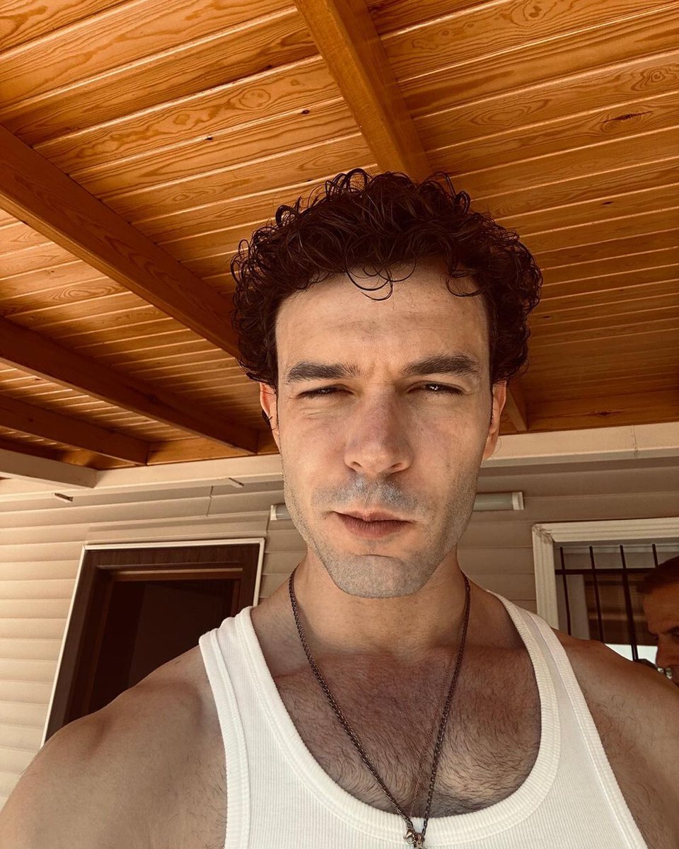 AytacBrasil's tweet photo. — #AytaçŞaşmaz via Instagram Feed e Stories. 🖤 https://t.co/5kt533QAXJ
