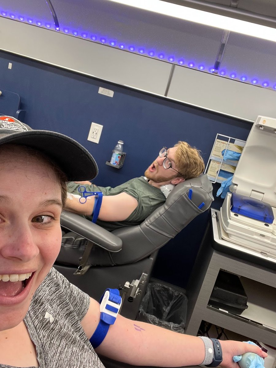 marywoff_waffle's tweet photo. Had a great experience #givingblood with @LifeSouth at @lowemillarts #Endlessblood https://t.co/QuMpsrx7sj
