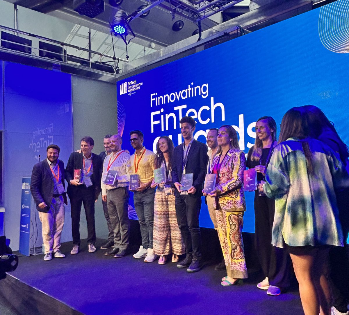 FinnovatingHub's tweet photo. ๐ ยกPara cerrar con broche de oro, te esperamos en la Matching Chill Party! Disfruta de un ambiente festivo y celebra los logros de la comunidad FinTech. ยกNo olvides tu mejor sonrisa! #MatchingChillParty #UFinTech2023 https://t.co/Fu8oB1AdNO