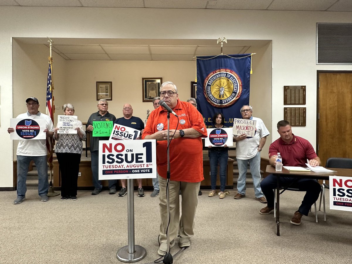 Thanks to the workers from FOP, @steelworkers, @MineWorkers, @ibew and so many more that came out in Steubenville to urge voters to #VoteNoInAugust on #Issue1 to keep special interests from stealing our power. #OnePersonOneVote!