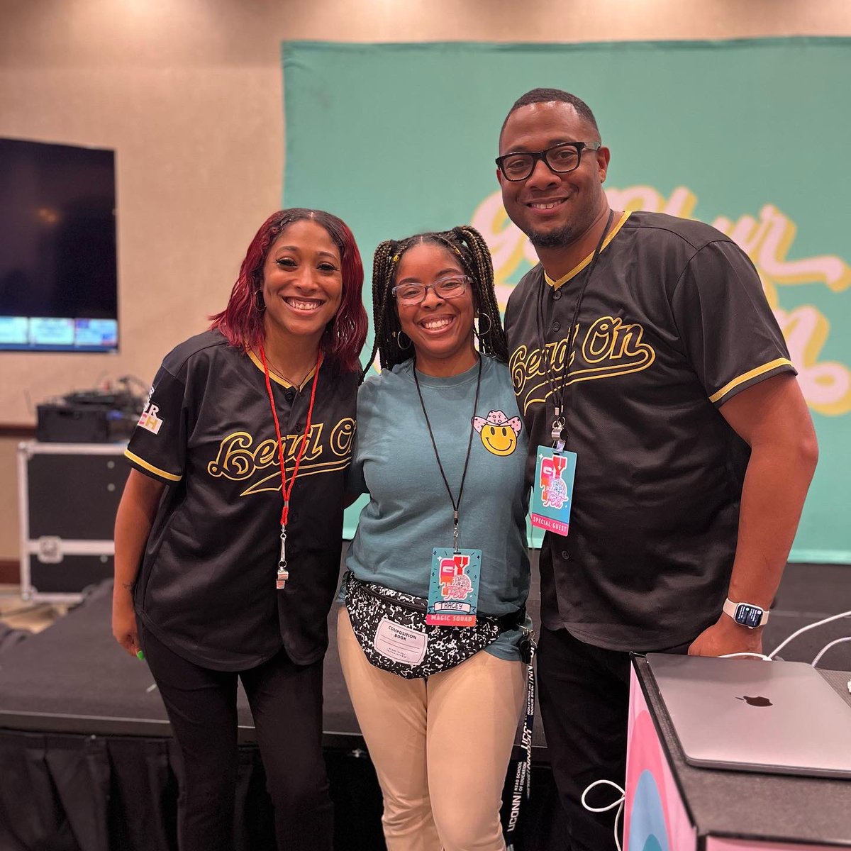 LafayetteTA's tweet photo. Been living my very best teacher life at @getyourteachon 🥰

Can’t believe it’s almost over but looking forward to going back home and working on my book! https://t.co/zBohcnboiE
