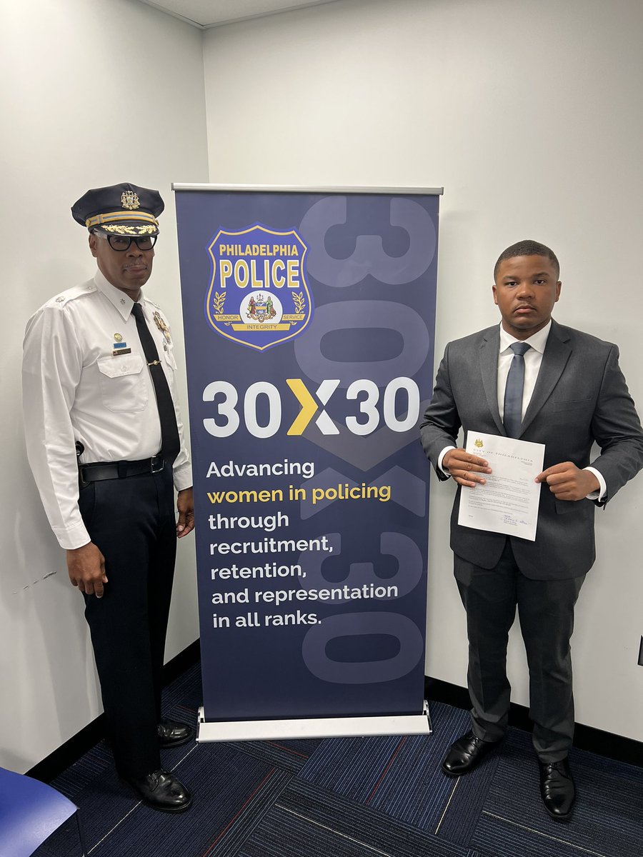 PPDRecruiting's tweet photo. Our last recruit from class 401 will start training tomorrow. His dream was slightly delayed due to serving honorably as a Corporal in the USMC! Time for you to chase your dreams and apply at https://t.co/oKfKDVPmX3. @PPDVJohnson https://t.co/Tom89hyfQ4