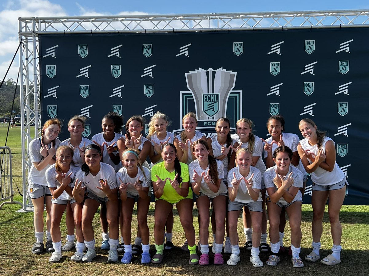 Rreichwald27's tweet photo. We battled hard and tied 1-1 in full time, so we went to pks and secured our spot in the finals!!! @RoyalsFCAZ @ECNLgirls 

@ImCollegeSoccer 
@ImYouthSoccer 
@TheSoccerWire 
@PrepSoccer https://t.co/tbcZQE3pf8