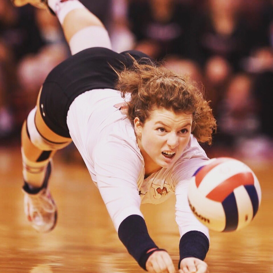 RedHawkVB's tweet image. Work with NCAA Div ☝️ Setters/Liberos at our Annual Program Setting/Defense Camp coming up on July 17 🏐🏐 #SetterHighLab💯 #ProgramDefense💪 marist.net/athletics/summ…
