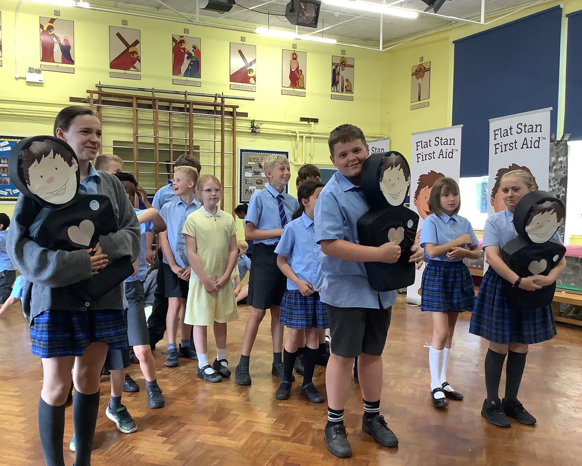 StAugustinesTW's tweet photo. Our Year 5 and 6 had a great opportunity to learn first aid today with #flatstanfirstaid. @kcsp_academies @CathEdService @CathEdToday @flatstanfirstaid #firstaid https://t.co/KqBLiRFLf3
