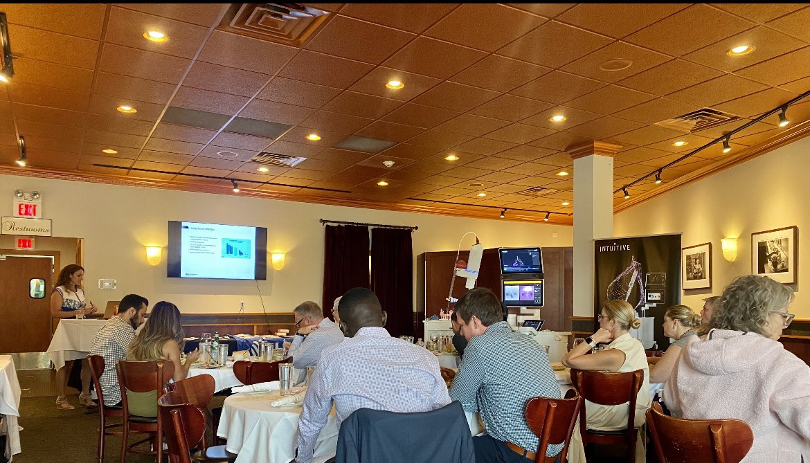 GreenhillMd's tweet photo. I had such a great time presenting to local physicians about our Interventional Pulmonology program at Palos Hospital last night. Thank you to everyone who attended and to Intuitive &amp; Biodesix for hosting! @NM_Lung https://t.co/JpEzls2YKs