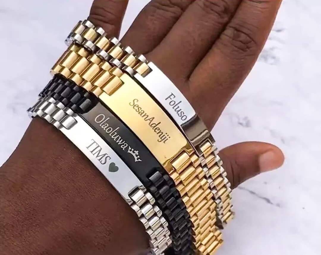 stephany_ess's tweet photo. @kwadwosheldon Yo customized bracelet for sale 0555266989 https://t.co/7sBBva6ezV