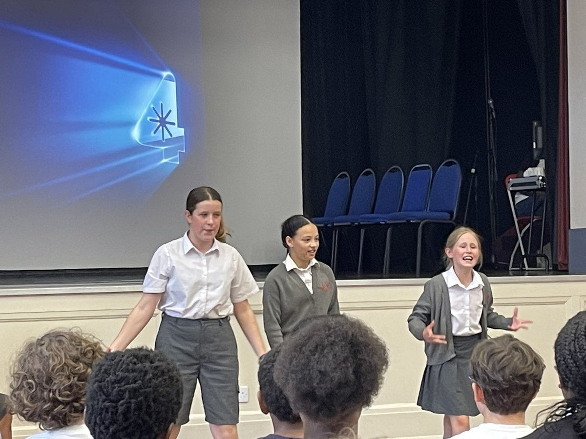 ChristChurchSW2's tweet image. Amazing job Christ Church out of over 40 poetry entries our wonderful group poets came 3rd and our solo poet received a special mention for being brilliant but also for being the youngest Cluster Poetry Slam finalist EVER! Very proud!!! @windmillcluster