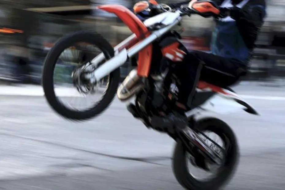 🏍️📰 La jeunesse de Martinique mise en avant dans le New York Times

📲💻 la1ere.francetvinfo.fr/martinique/la-…