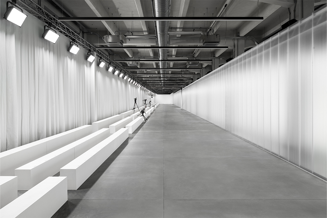 abnormal_story's tweet photo. (ab)Normal has designed the scenography for Polimoda's highly anticipated annual Graduation Show, titled "Anthos”.
The event, which took place on June 15th in Manifattura Tabacchi, showcased over 100 looks crafted by Polimoda's top designers from all over the world. https://t.co/2jXEzfXGdg