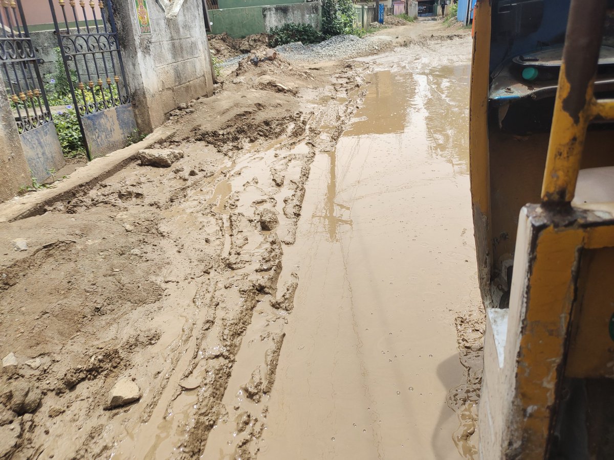 indhuja_esan's tweet photo. @albyjohnV @mkstalin @Udhaystalin @ThanthiTV @polimernews @CMOTamilnadu

This is the condition of smart city Ponneri (thiruvallur district) over 5 years we are struggling. Many petitions many messages dropped no proper responses, this road is unfit for use. Please do needful https://t.co/cOTJ3iSbNN