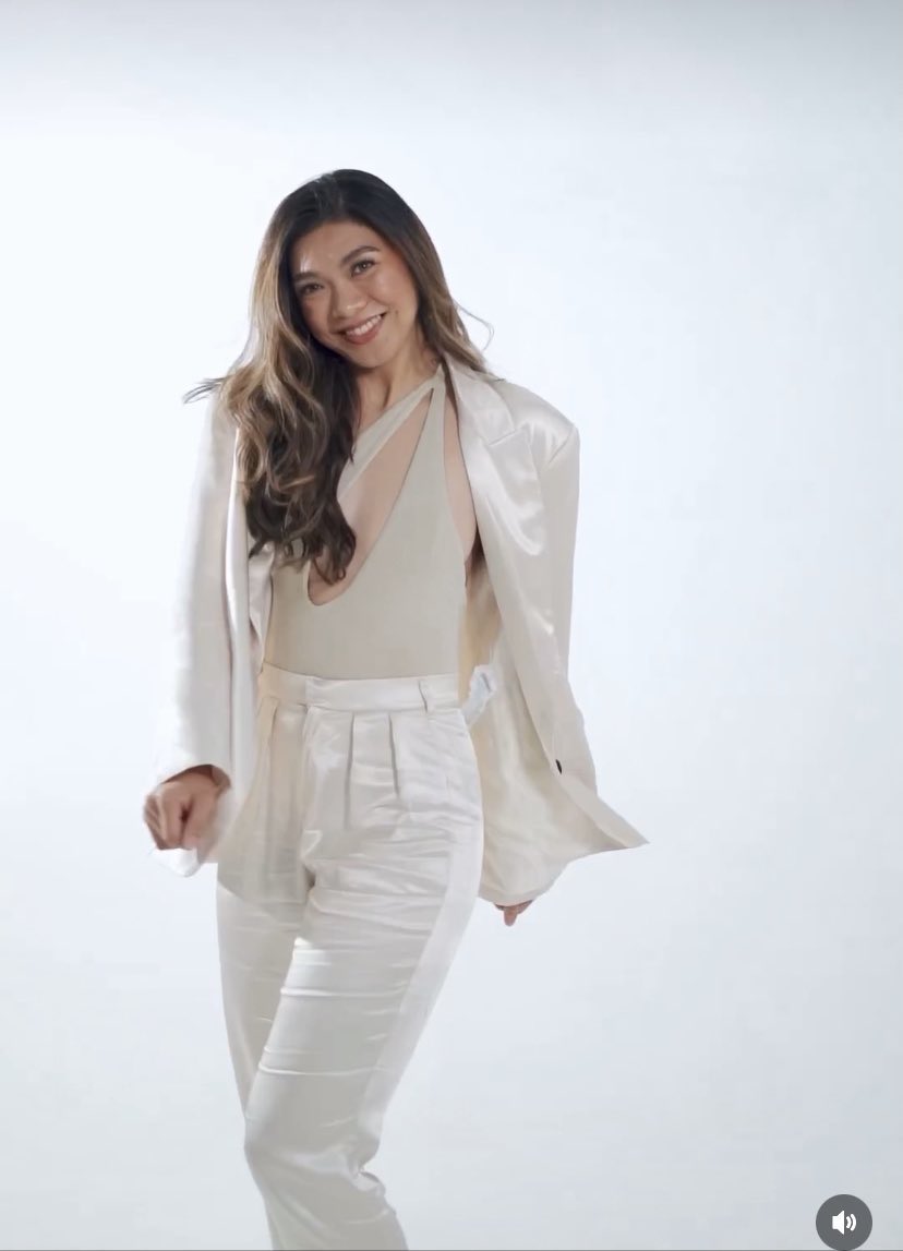 BabyruthImee's tweet photo. Happy Birthday Alyssa, we love you idol 

ALYSSA CAPTivating at 30
#AV30 https://t.co/Pym3LXbfHZ