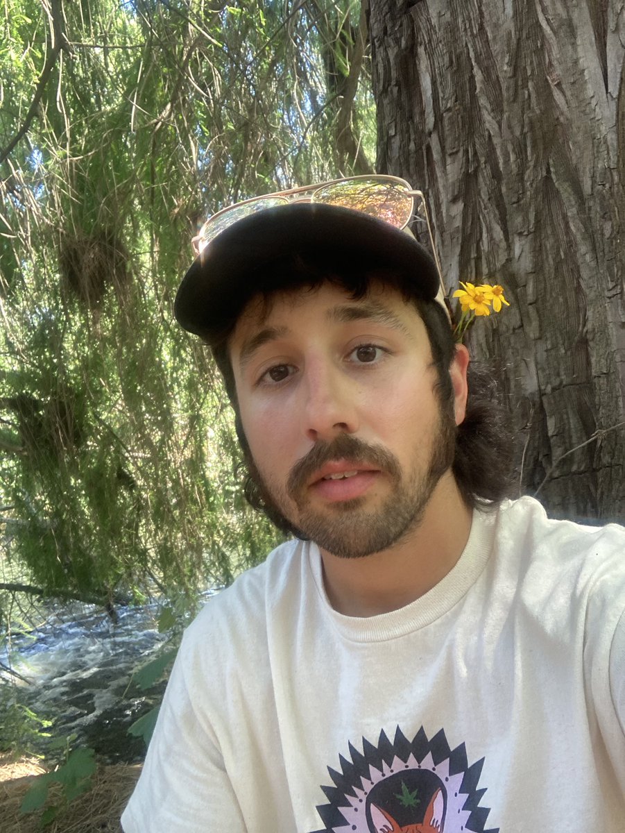 jerrrrbear's tweet photo. just doin things and stuff https://t.co/8W5wowKCa6
