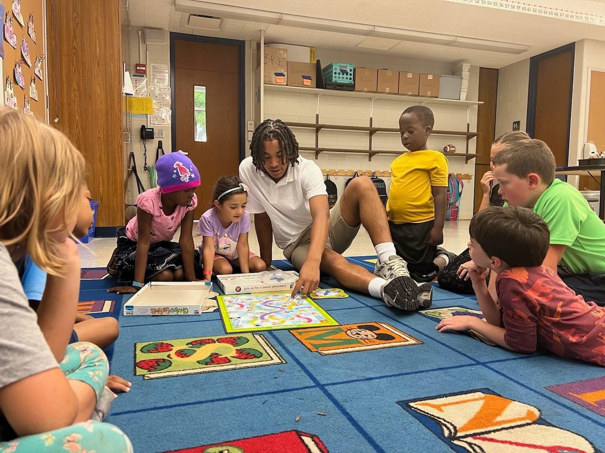 Dr. Amanda Minear tweet media