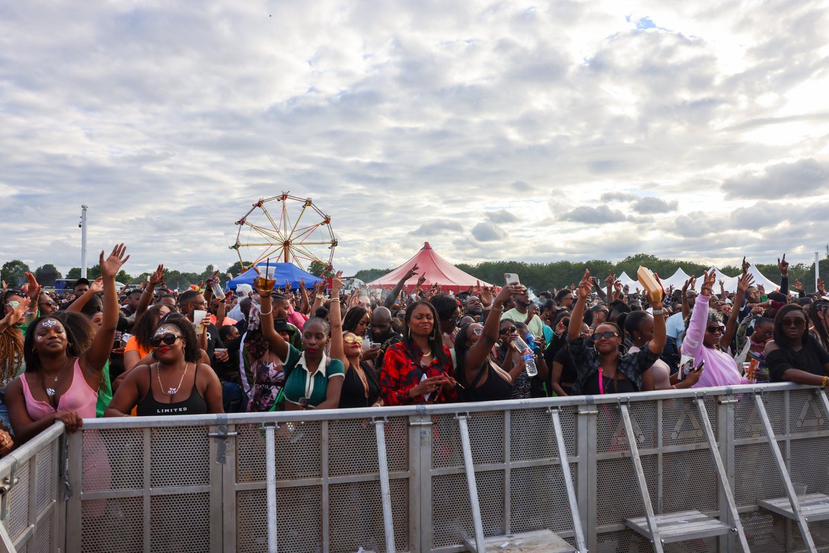 Round off the month with <a href="/MattsBBQuk/">#MattsBBQ</a> fest!

🎶<a href="/silkshutdown/">DJ SILK</a>, <a href="/ALLANBRANDO/">ALLAN BRANDO</a>, <a href="/djma1/">MA1</a>, <a href="/djconspiracy1/">DJ Conspiracy</a>, &amp; more across the main stage, house &amp; garage big tent, soca &amp; afrobeats carnival, &amp; VIP! #MattsBBQ

Last chance🎟️🎟️🎟️

👉shoobs.com/events/83280/m…