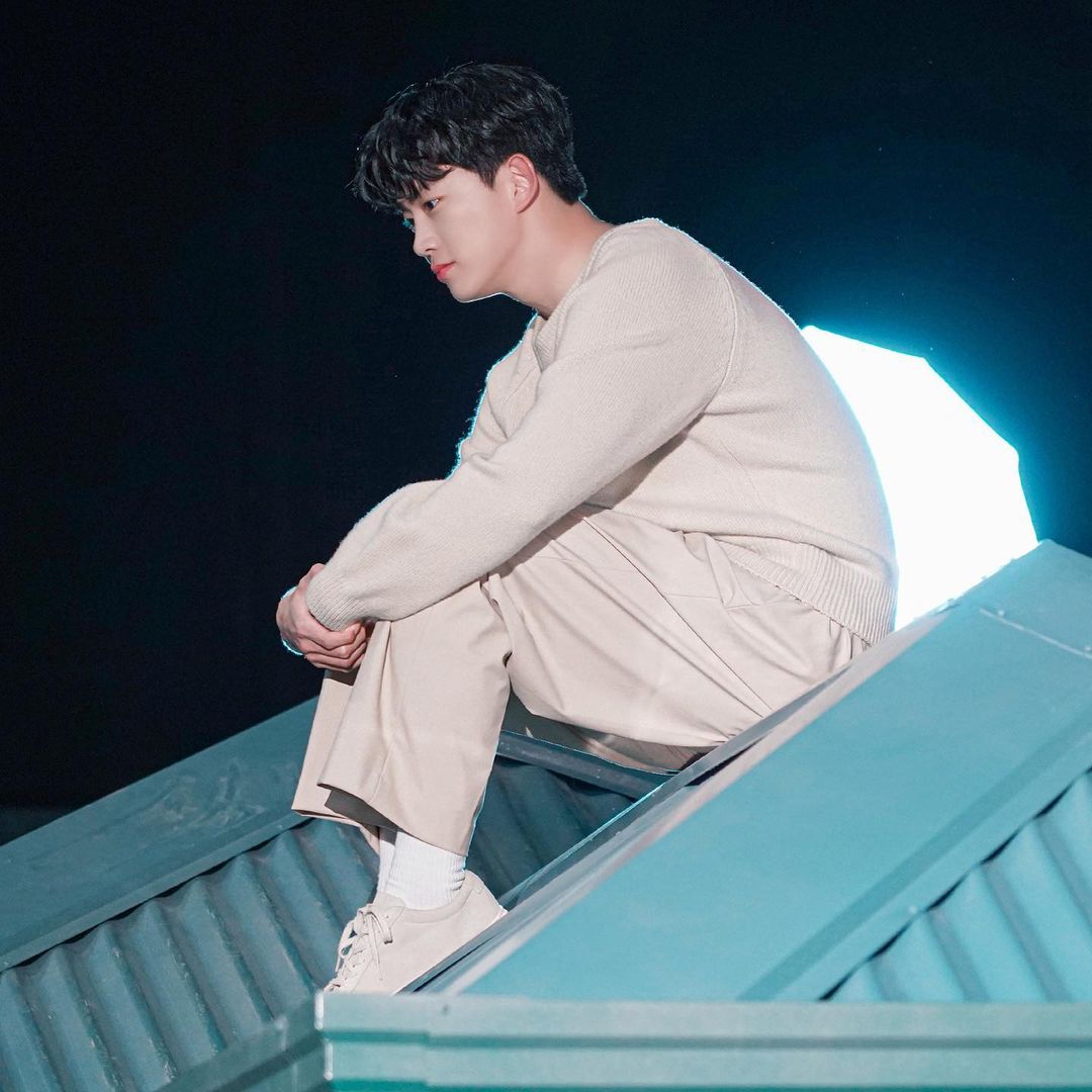 2PMAlways on Twitter "[51k IG] Pitter patter💓 Waiting for the day to