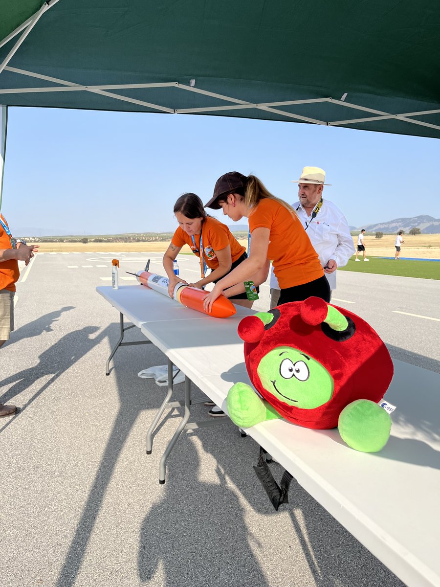 Paxi_ESAKids's tweet photo. 🚀After successfully completing the launch campaign yesterday, the incredible teams are ready to take to the stage and present their remarkable data analysis and results to the judges! 📊💡
📹🍿Join the livestream NOW: https://t.co/H4txTKdCAO
#CanSatCompetition #DataAnalysis https://t.co/XBANbTLXu9
