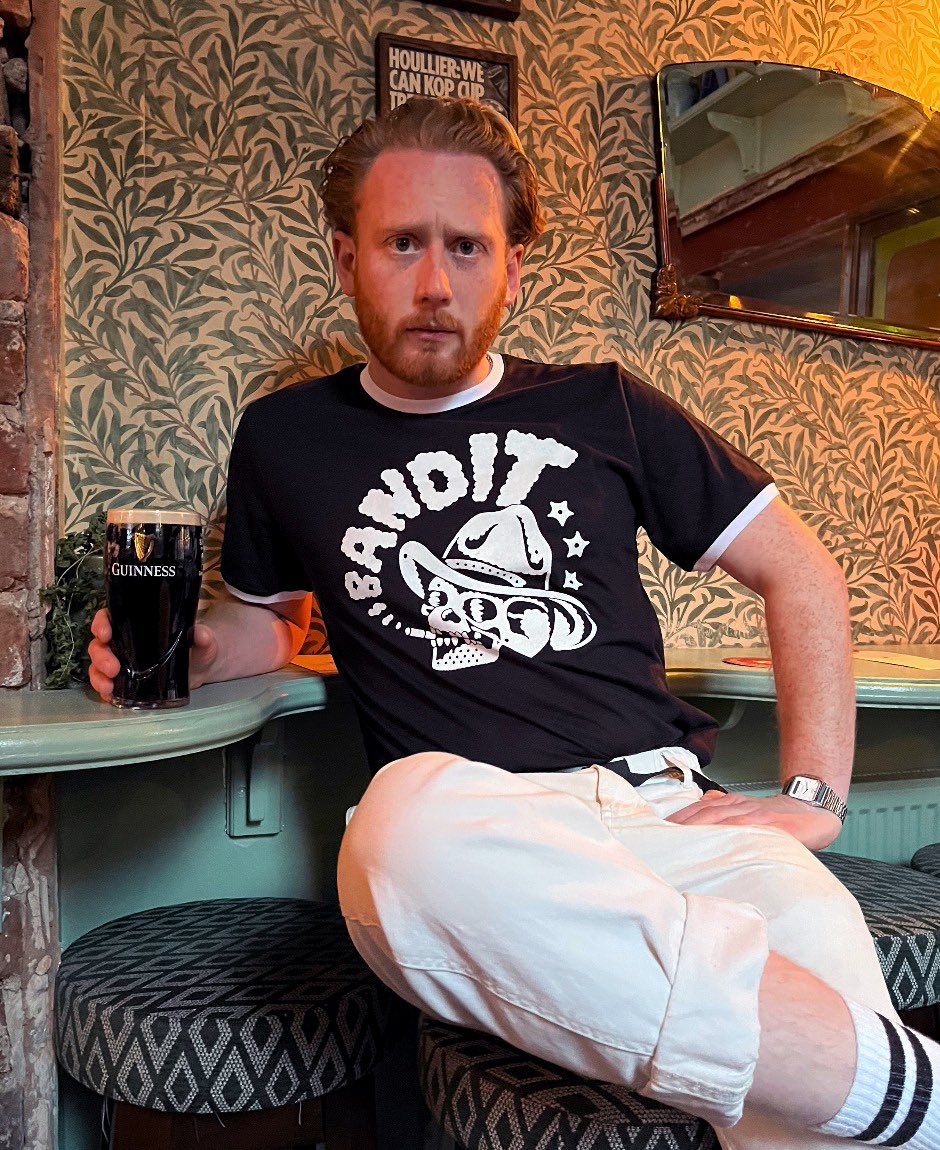 banditlpool's tweet photo. Alreeet rockstars, to celebrate the announcement of We'll Be Alreet, we’ve dropped the price of the last few sizes of our cowboy ringer tees here - 

https://t.co/CDfJjat0nf

Maybe we’ll even announce some shows for you to wear them too 🚬☠️ https://t.co/b7ctnPpR92
