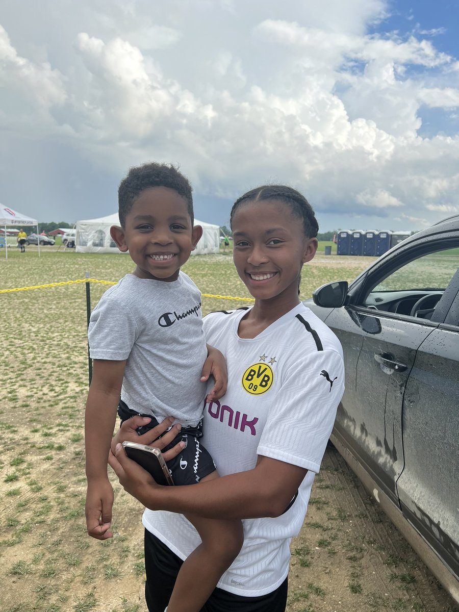 Brookejmb tweet media