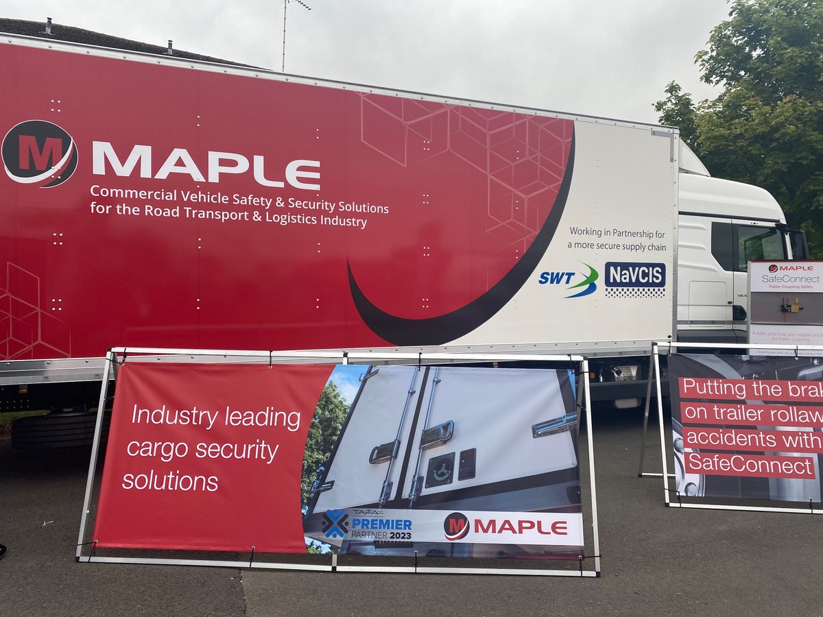 NaVCIS_UK's tweet photo. Thanks to our Freight partners @RHANews and @MapleSecurity for hosting us today at the @RTXPO_ talking #HGV #freight #cargo #crime
Security - for information about our work - contact freight@navcis.police.uk https://t.co/RSO8EMNO4J