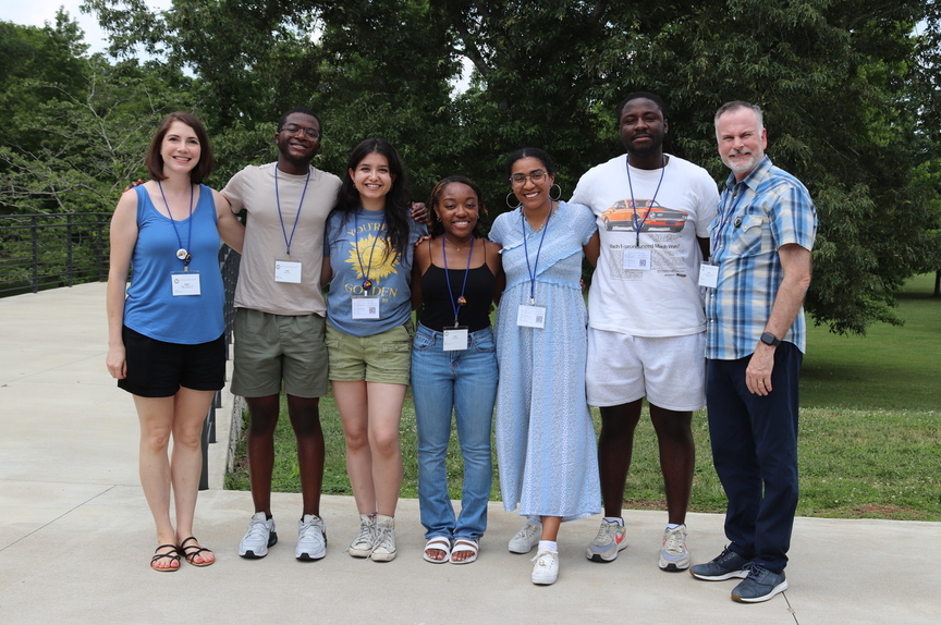 VanderbiltMSTP's tweet photo. This summer the Vanderbilt MSTP is hosting 6  undergraduate MSTP Summer Scholars. This summer program exposes students from diverse backgrounds to the physician-scientist career and helps prepare them to apply to MD/PhD programs. Click here to read more: https://t.co/joQSry5Zd8 https://t.co/X7in7ayOx1