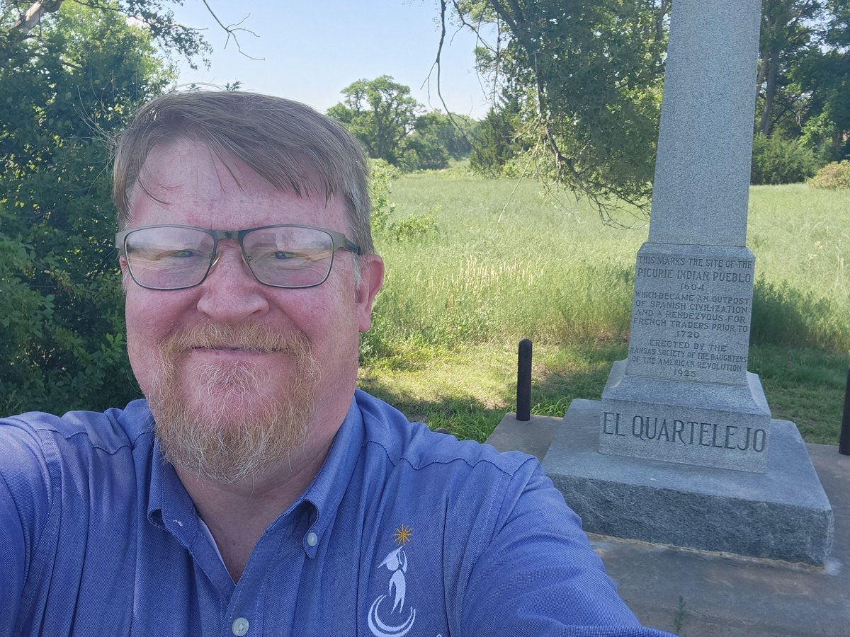 Your friendly public servant taking a moment out of computer science to respect some of this magnificent state's history at El Cuartelejo.