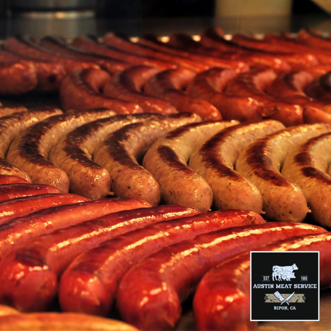 austinsmeat's tweet photo. Load up on our tasty housemade sausages for your Independence Day celebration! https://t.co/IVw9f7EiCo